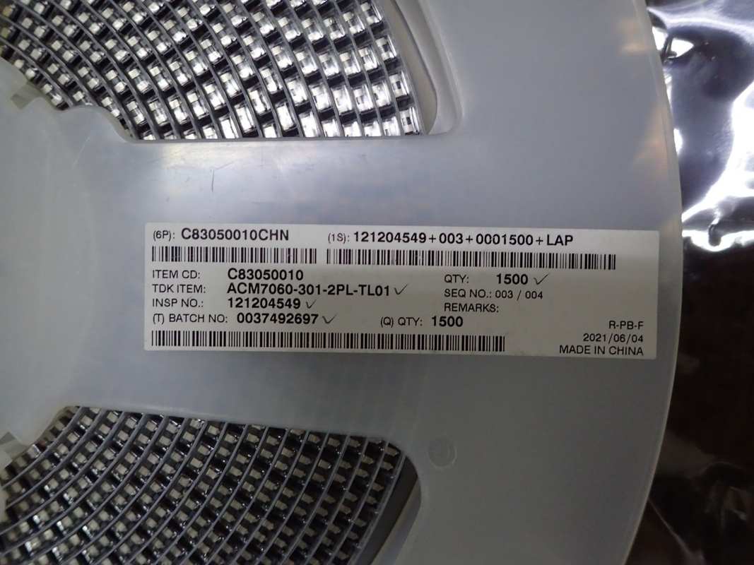ACM7060-301-2PL-TL01 SMD วงจรรวมชิป IC, ยี่ห้อใหม่เดิม, ไม่ได้ใช้