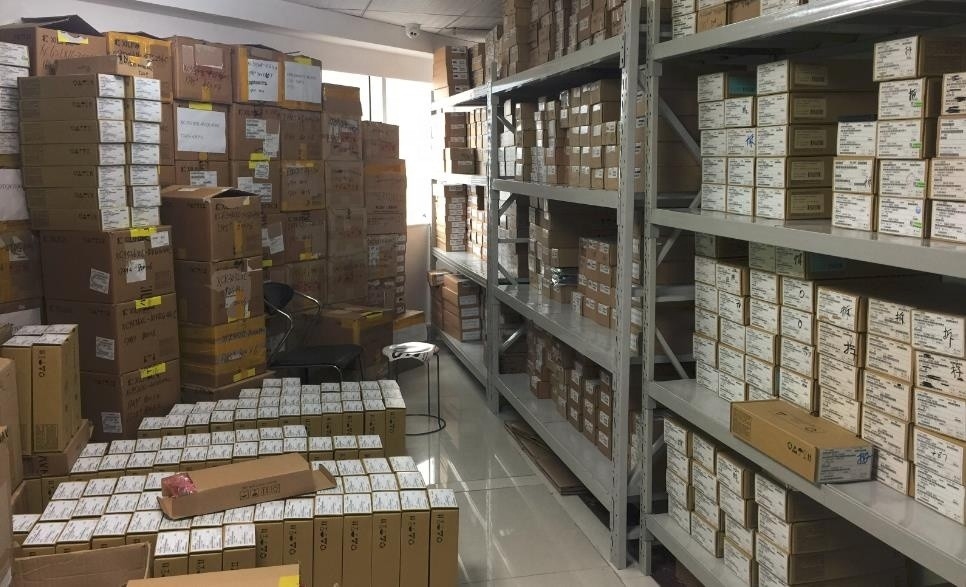 Chuangyunxinyuan สวิตช์การจัดการพลังงานดั้งเดิมชิป IC TO252 ส่วนประกอบรายการ BOM อิเล็กทรอนิกส์บริการ L78M05ABDT-TR