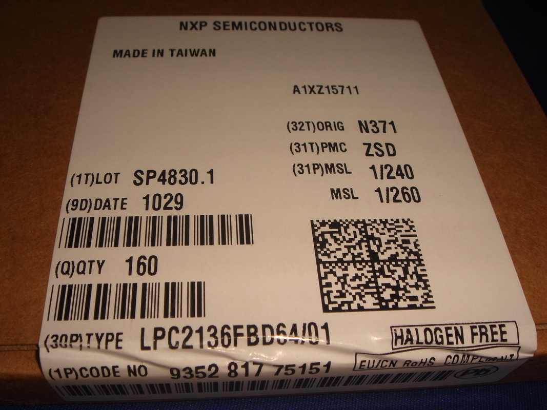 LPC2136FBD64 QFP64 ชิปวงจรรวมไมโครคอนโทรลเลอร์ IC ยี่ห้อใหม่ยังไม่ได้ใช้