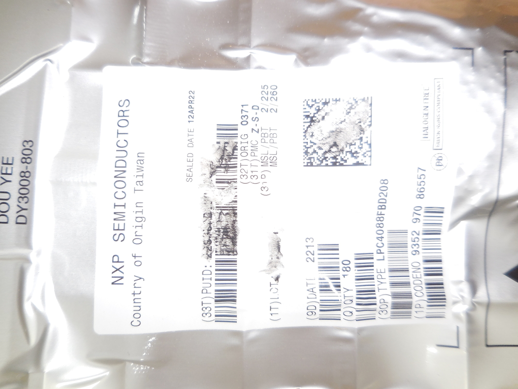 LPC4088FBD208 QFP208 ชิปวงจรรวมไมโครคอนโทรลเลอร์ IC ยี่ห้อใหม่ยังไม่ได้ใช้